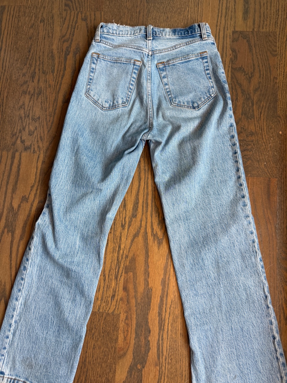 Abercrombie & Fitch Light Blue High-Waist Straight Jeans - Picture 4 of 4